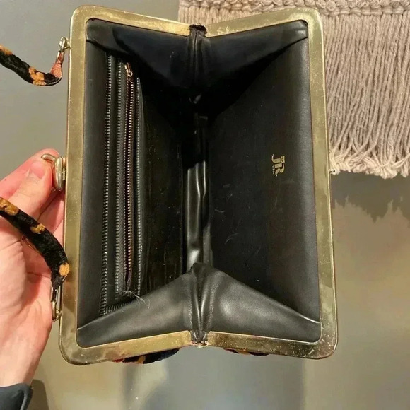 VINTAGE JR USA STAMPED FLORAL EMBROIDERED HAND BAG CLUTCH - Picture 3 of 4